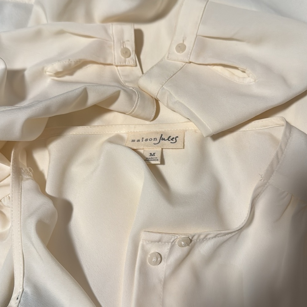 Maison Jules cream blouse with black bow sz M - BNWOT - Picture 7 of 8